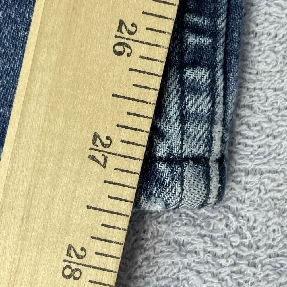 Levis levi signature
